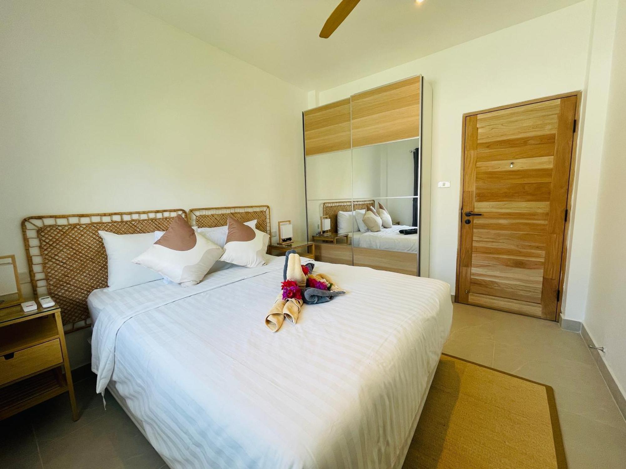 Baan Saint-Tropez Seaview Villas Kata Beach Eksteriør bilde