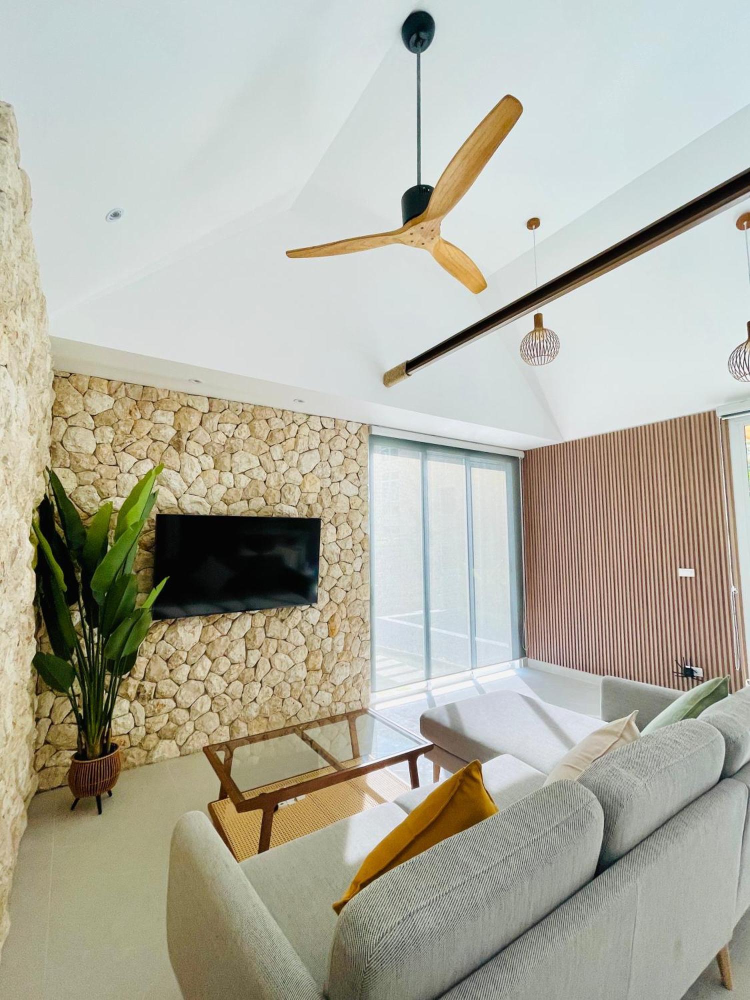 Baan Saint-Tropez Seaview Villas Kata Beach Eksteriør bilde