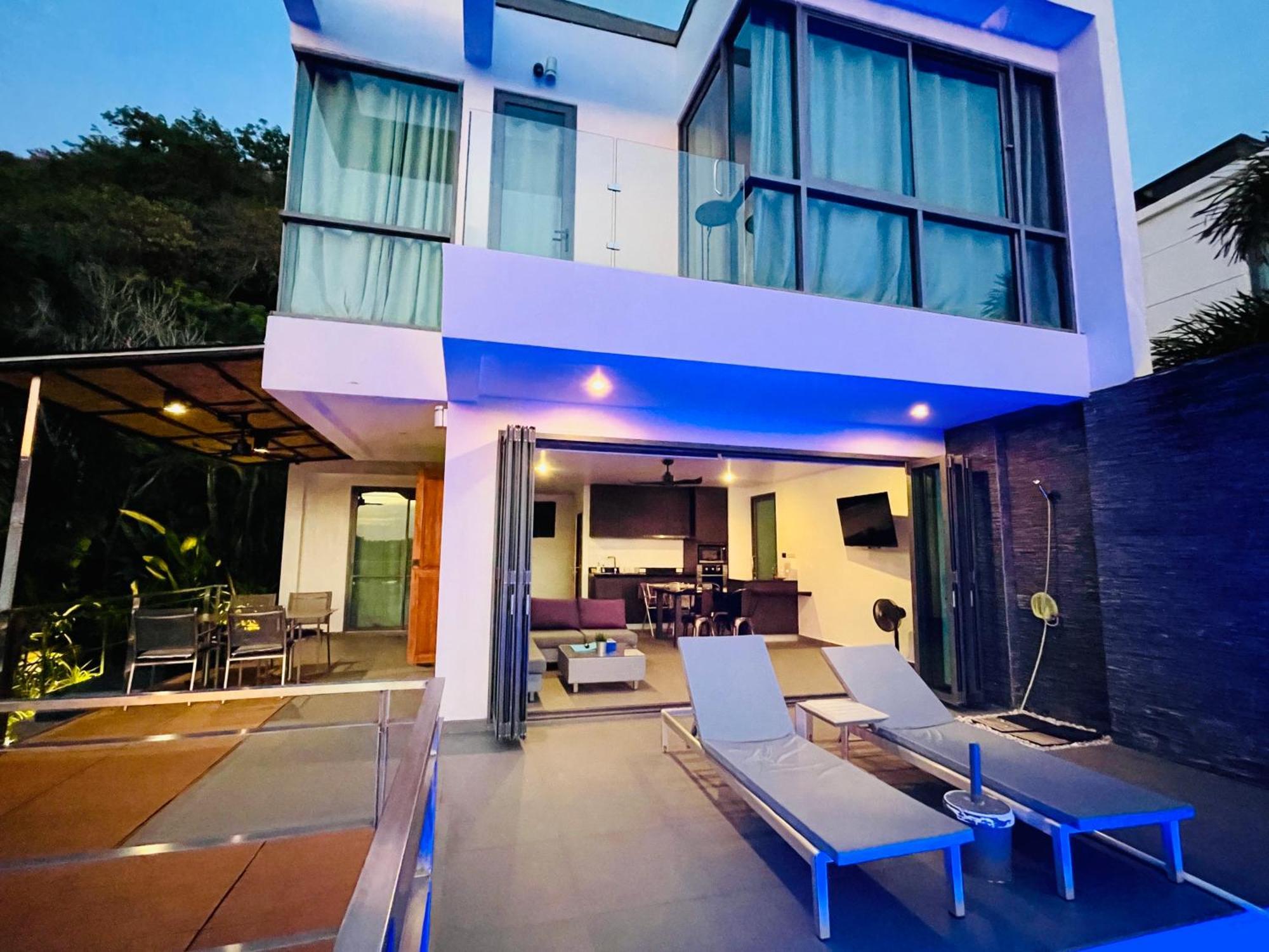 Baan Saint-Tropez Seaview Villas Kata Beach Eksteriør bilde