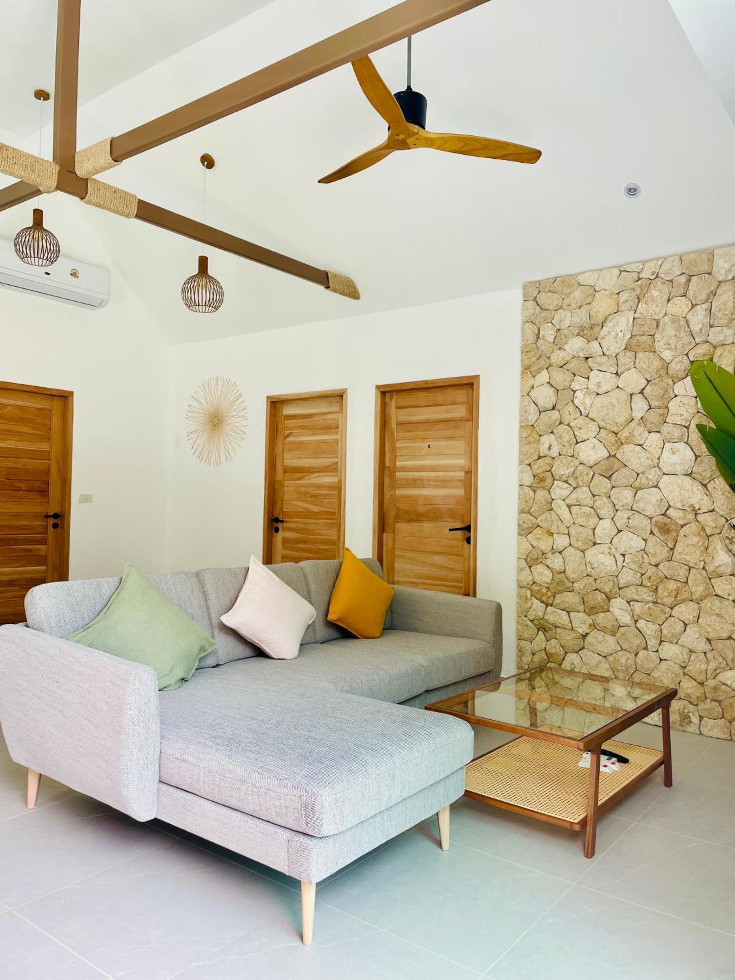 Baan Saint-Tropez Seaview Villas Kata Beach Eksteriør bilde